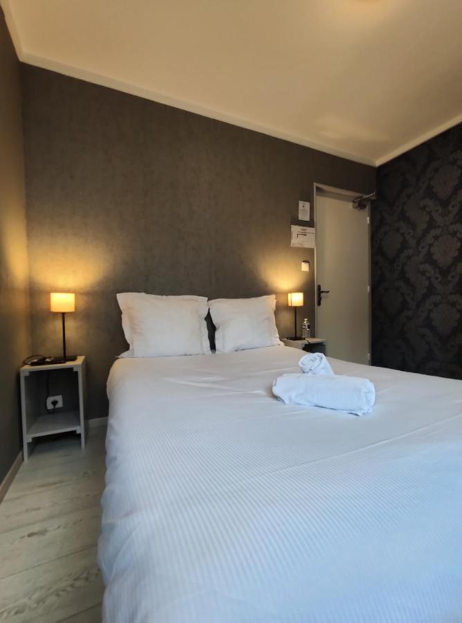 Bar Hotel Du Centre  Montrevel-en-Bresse Buitenkant foto